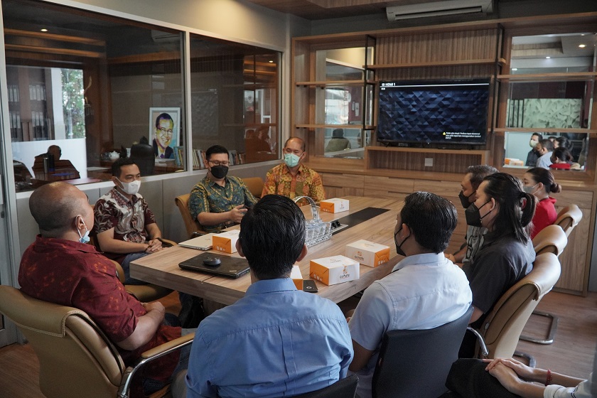 Google Indonesia dan Indosat Ooredoo Kunjungi Kampus INSTIKI