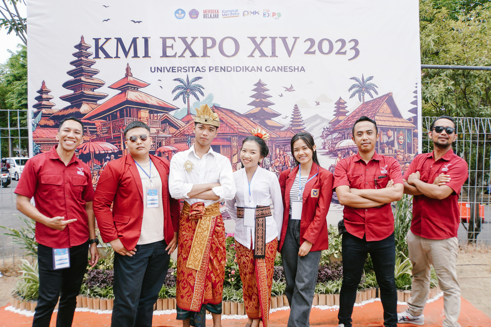 Kreatif Berwirausaha, 2 Tim INSTIKI Pamerkan Produk Inovasinya di KMI Expo XIV se-Indonesia
