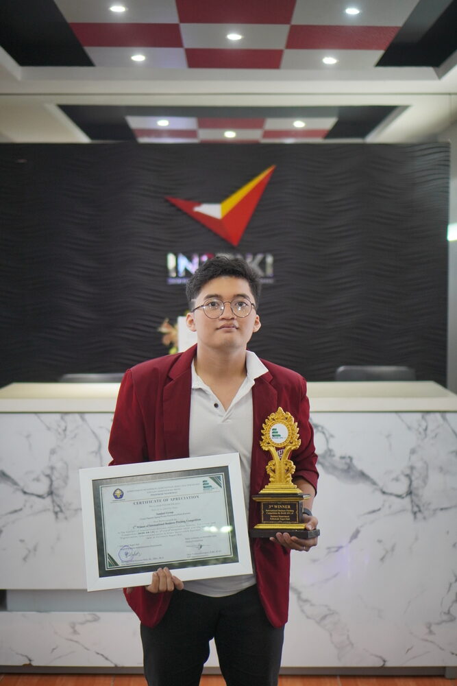 Bersaing dengan Peserta dari Filipina sampai Singapura, Civitas INSTIKI Borong Gelar Juara International Competition BASE ON 1.0
