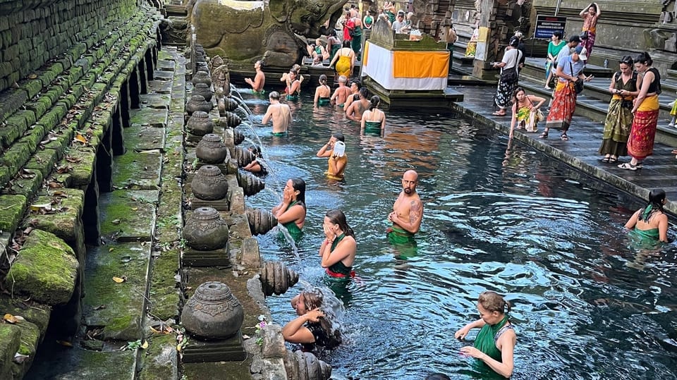 Rekomendasi 5 Tempat Melukat di Bali untuk Ngembak Geni, Ritual Penyucian Diri Setelah Nyepi