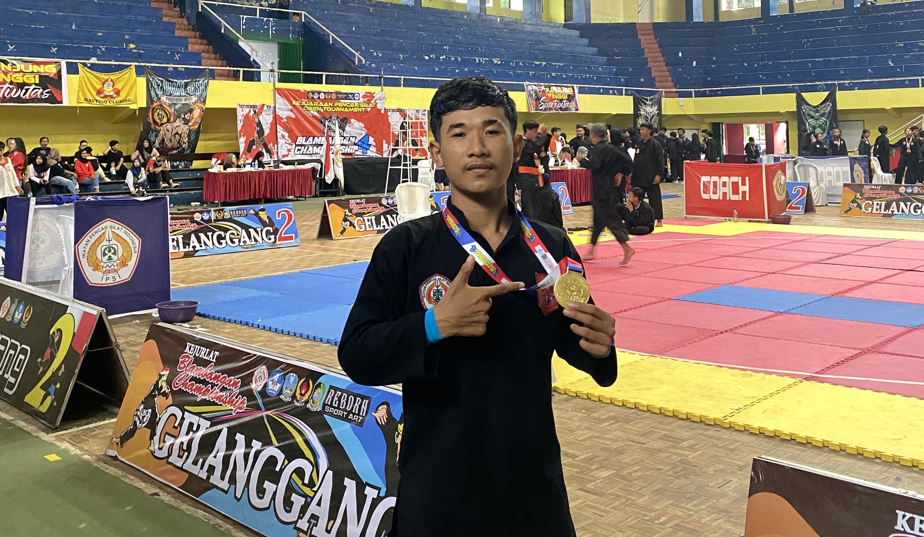 Juara 1 pencak silat nasional