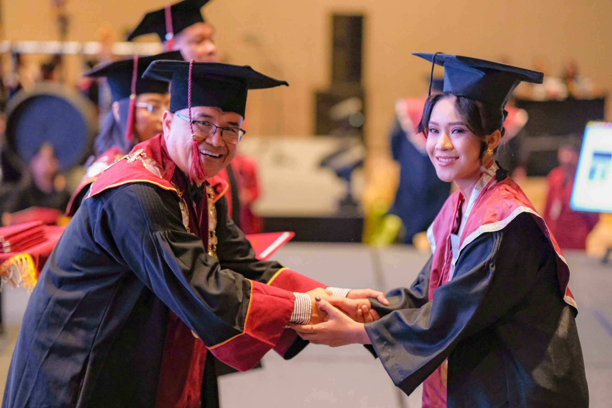 Wisuda XXVIII INSTIKI